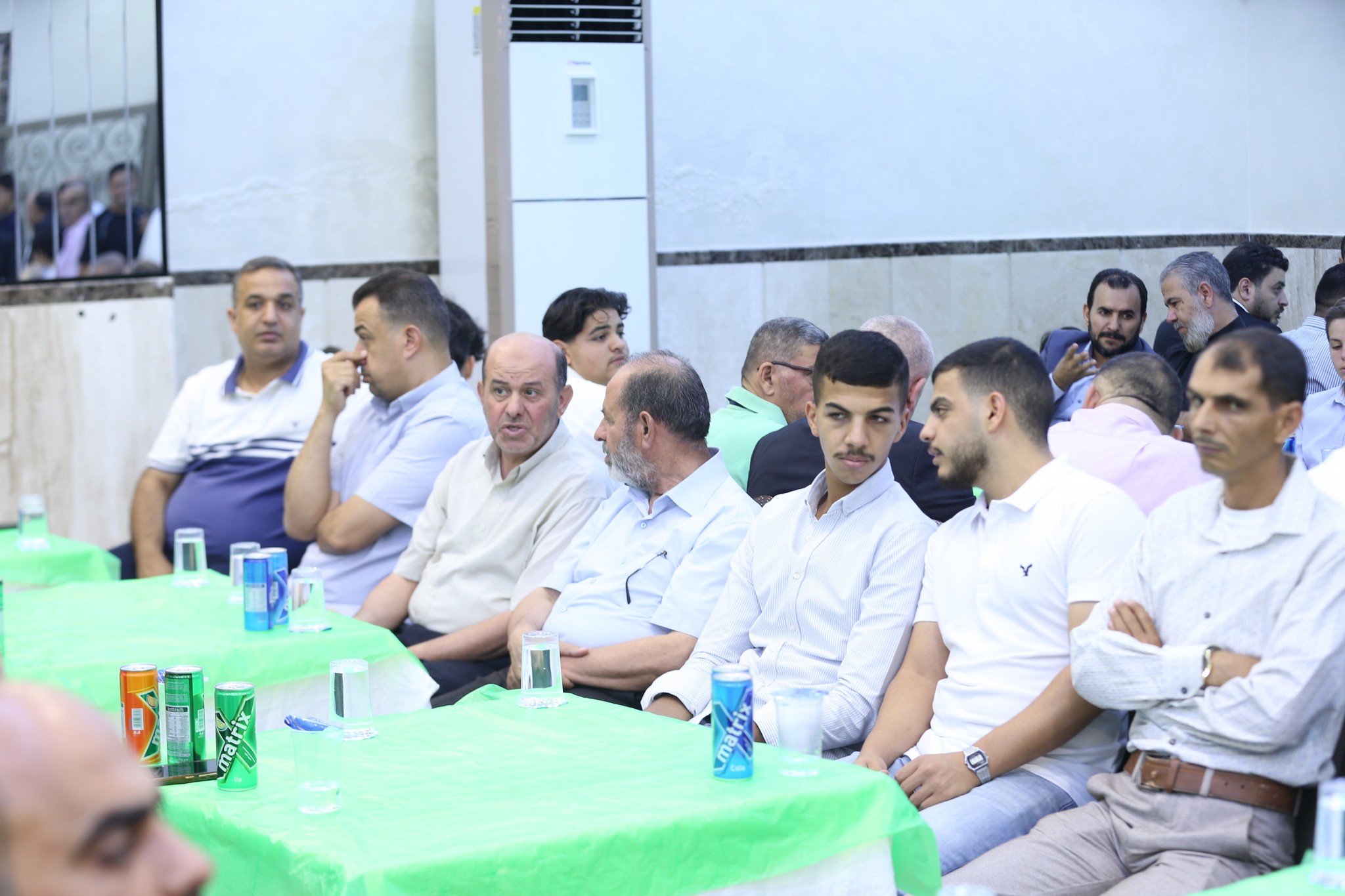 بالصور .. أبناء المرحوم الحاج صالح الهنداوي يحتفلون بزفاف شقيقهم سعد