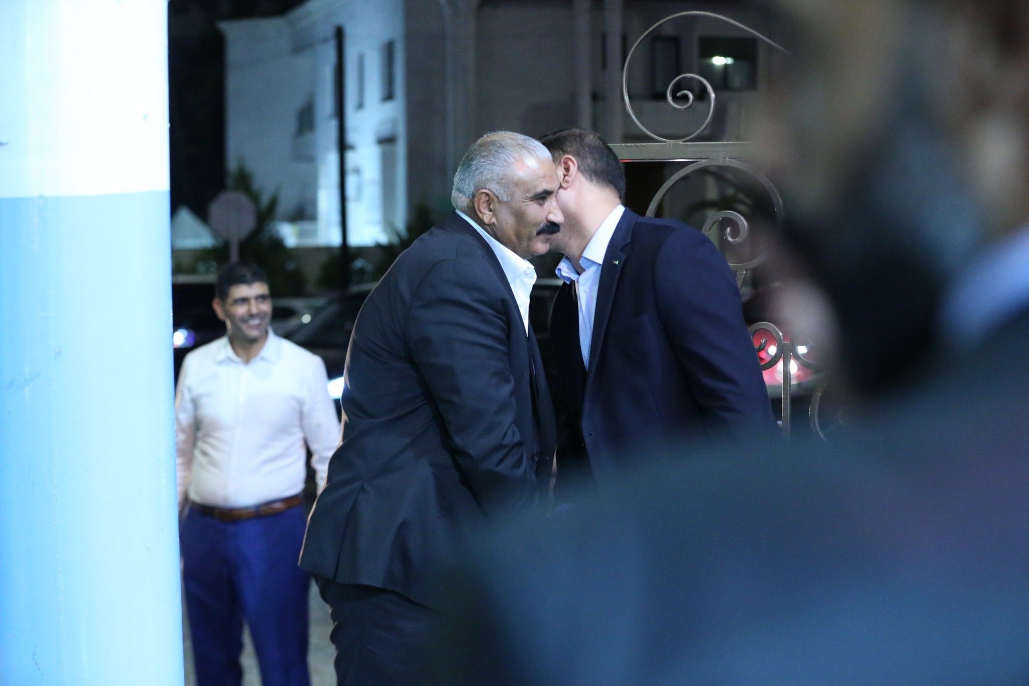 بالصور .. أبناء المرحوم الحاج صالح الهنداوي يحتفلون بزفاف شقيقهم سعد