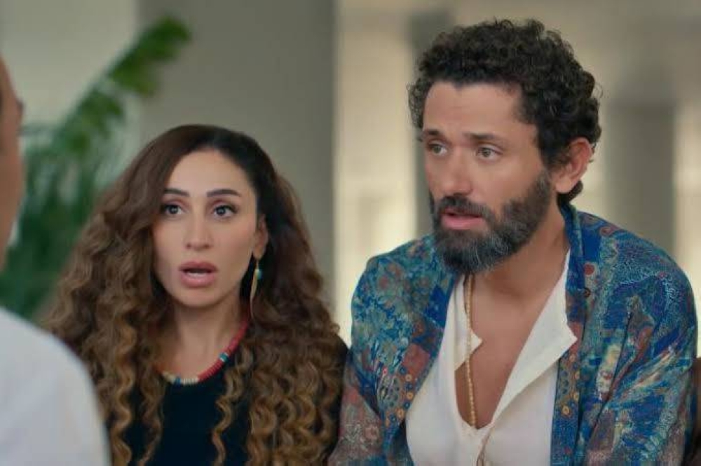 دينا الشربيني ترد على شائعات زواجها من كريم محمود عبد العزيز