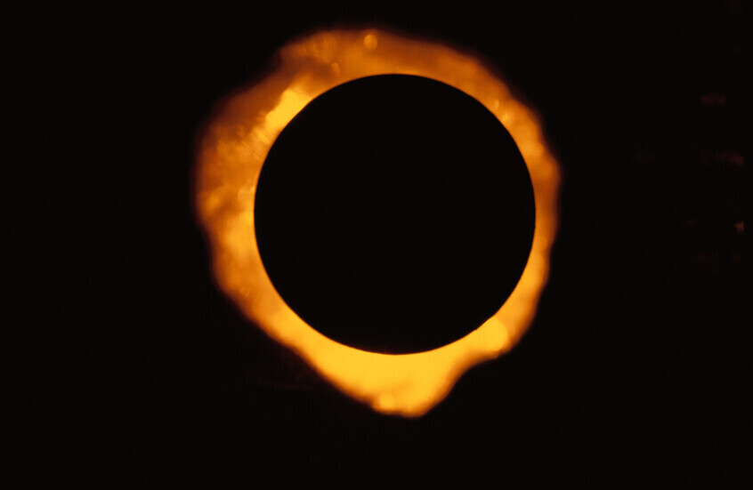 صورة حول : هل أنت مستعد لظلام دامس لمدة 6 دقائق؟ 8 دول عربية تنتظر "كسوف القرن" هل أنت مستعد لظلام دامس لمدة 6 دقائق؟ 8 دول عربية تنتظر "كسوف القرن"