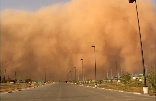 صورة حول : تحذير طبي من آثار موجة الحر والغبار على مرضى القلب والجهاز التنفسي تحذير طبي من آثار موجة الحر والغبار على مرضى القلب والجهاز التنفسي