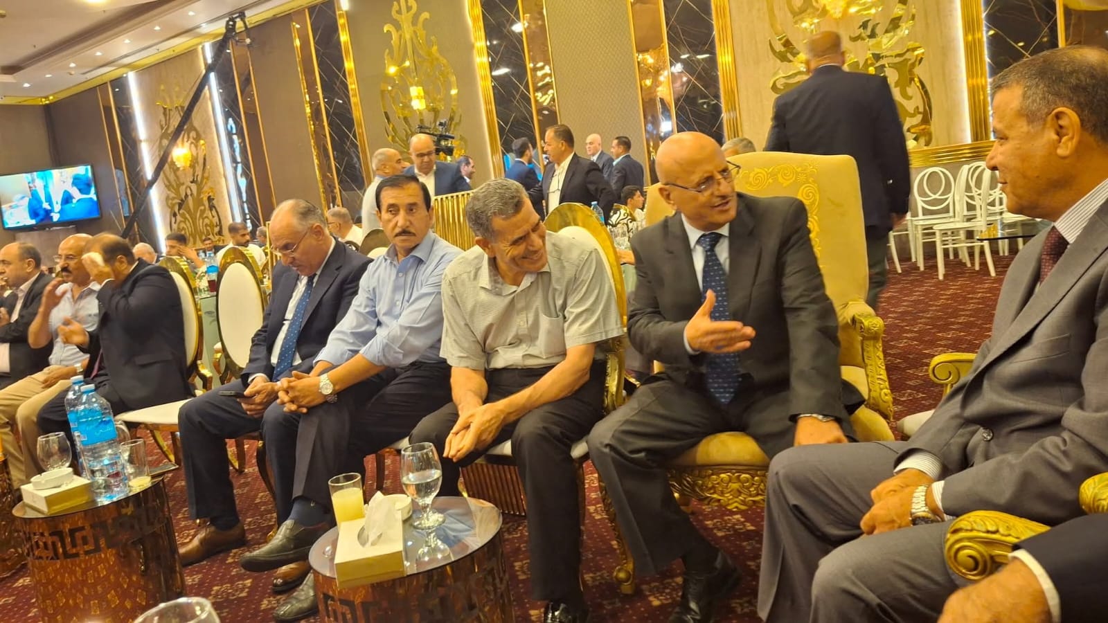 " البدور والخلفات نسايب "