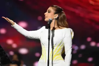 بالفيديو .. انقطاع مفاجئ للكهرباء في حفل أصالة وردة فعل الجمهور كانت صادمة