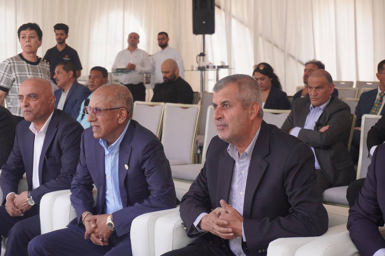 بالفيديو .. افتتاح أول محطة متنقلة لتعبئة الغاز الطبيعي المضغوط في الأردن