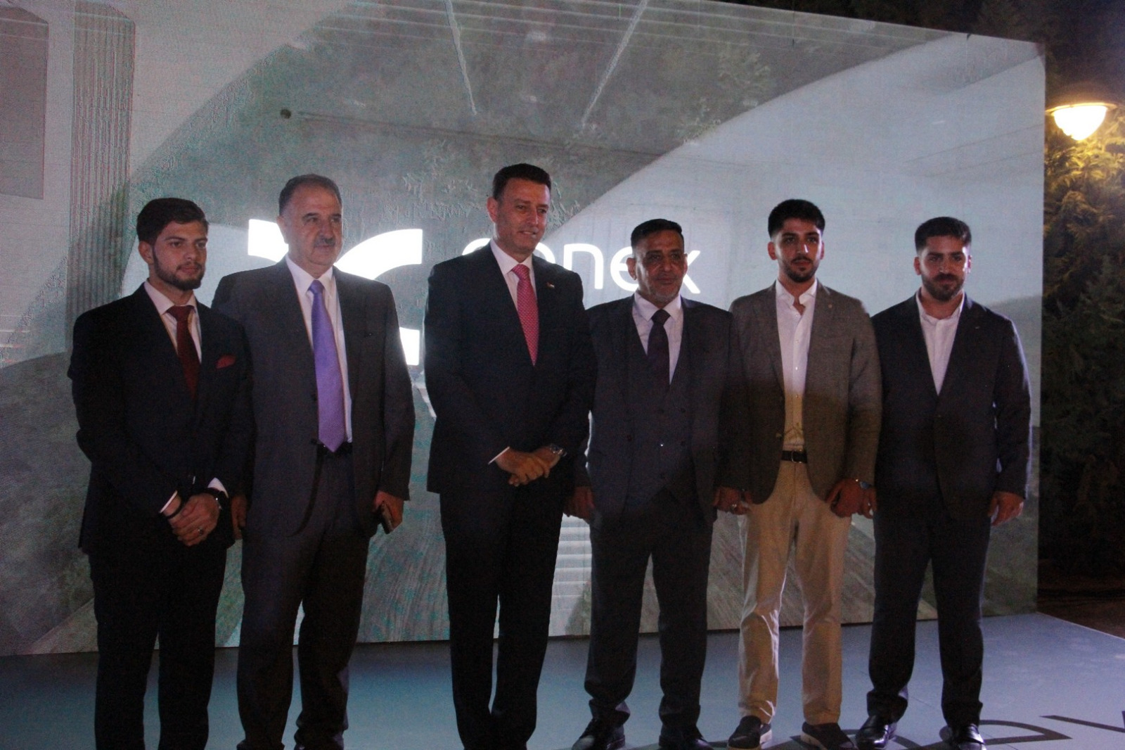 بحضور الصفدي وعدد من الشخصيات .. حفل عشاء لافتتاح مركز كونكس الطبي