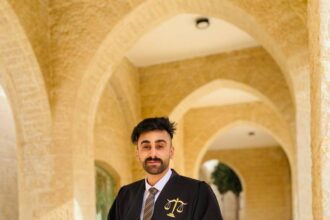 تهنئة بتخرّج صهيب الرواشدة بدرجة البكالوريوس في القانون من جامعة مؤتة