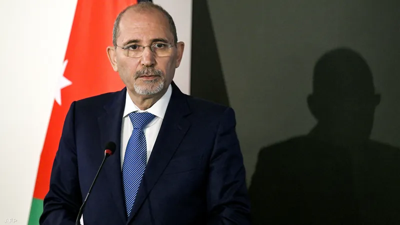 صورة حول : الصفدي يزور روسيا لبحث العلاقات الثنائية ووقف العدوان على غزة الصفدي يزور روسيا لبحث العلاقات الثنائية ووقف العدوان على غزة