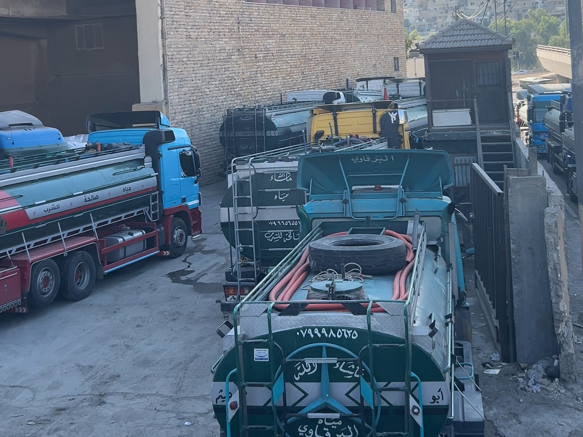 صورة حول : بالفيديو .. مواطنون وصهاريج تحت الضغط: أزمة مياه خانقة بالفيديو .. مواطنون وصهاريج تحت الضغط: أزمة مياه خانقة