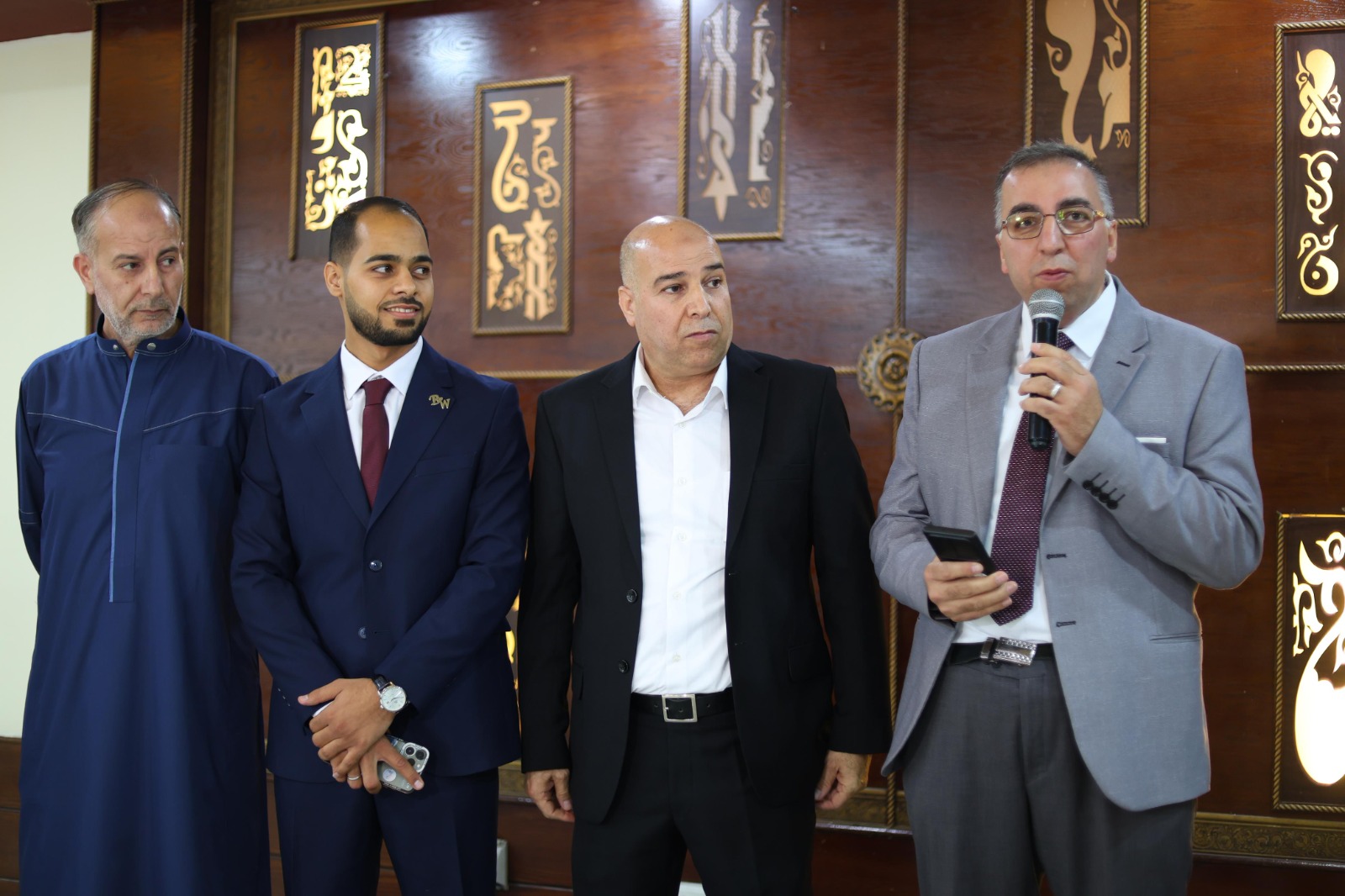 السلايمة يُقيم وليمة غداء بمناسبة زفاف المهندس بلال منذر السلايمة 