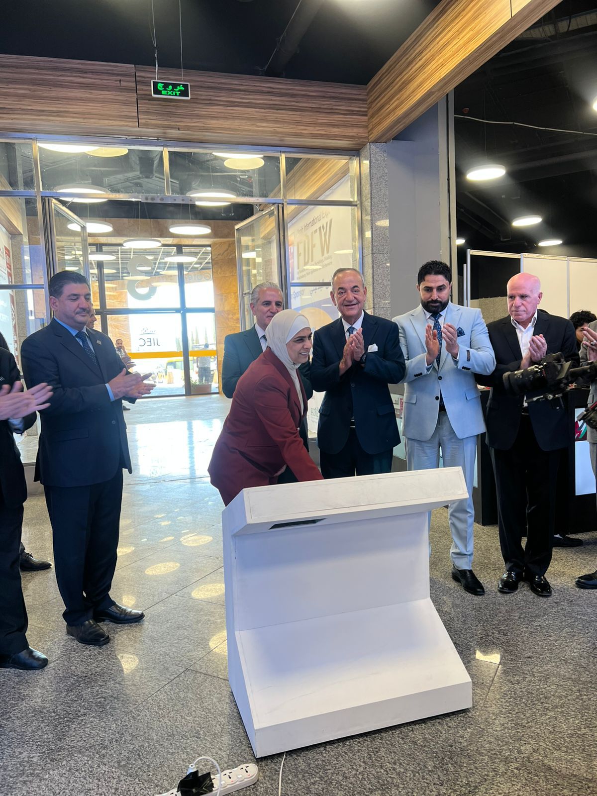 الهندي يشارك بافتتاح المعرض العربي الدولي للأثاث والديكور والتشطيبات وصناعة الأخشاب في عمّان