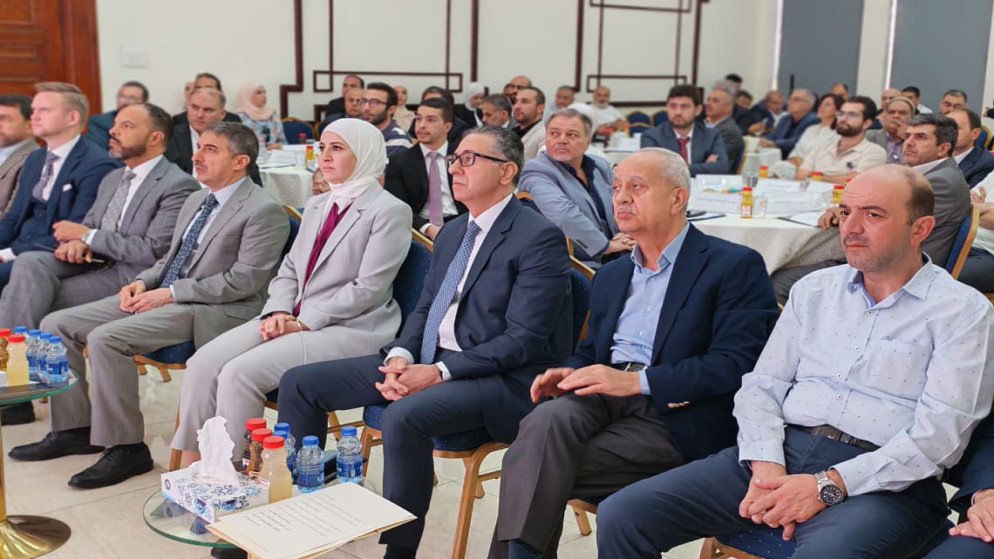 صورة حول : 67 شركة صناعية توقع اتفاقيات دعم الجولة الثانية من برنامج تحديث الصناعة 67 شركة صناعية توقع اتفاقيات دعم الجولة الثانية من برنامج تحديث الصناعة