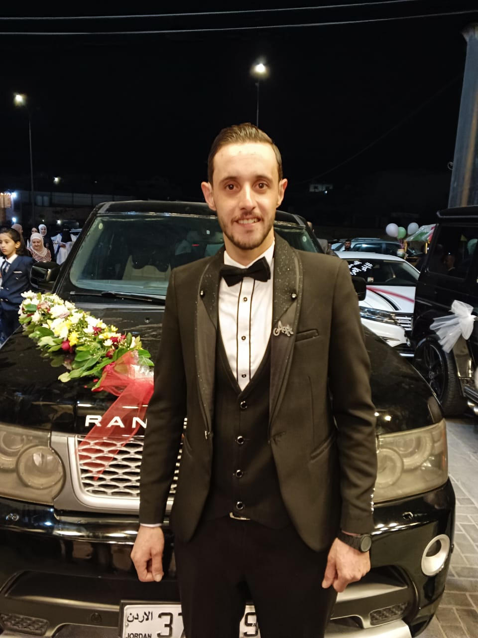 قطيشات يهنئ احمد الخرابشه بمناسبة زفاف نجله