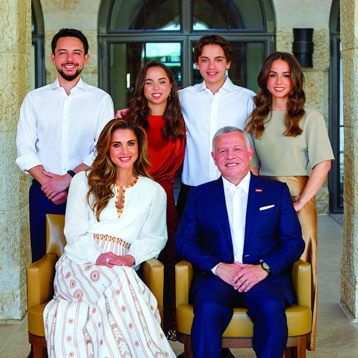 صراحة نيوز تهنئ الأسرة الهاشمية بعيد ميلاد الأميرتين إيمان وسلمى