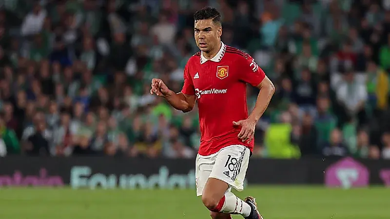 النصر يقترب من التعاقد مع كاسيميرو لتعزيز خط الوسط