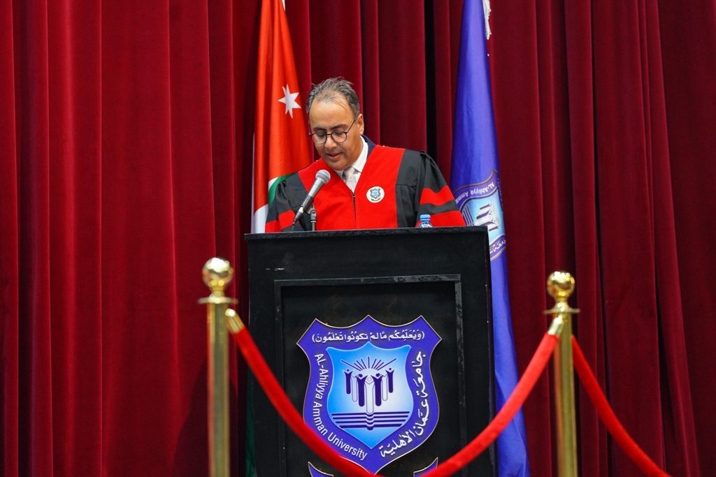 بالصور ... د. ماهر الحوراني يرعى اليوم الأول لإحتفال عمان الأهلية بتخريج طلبتها للفصل الصيفي من الفوج 32