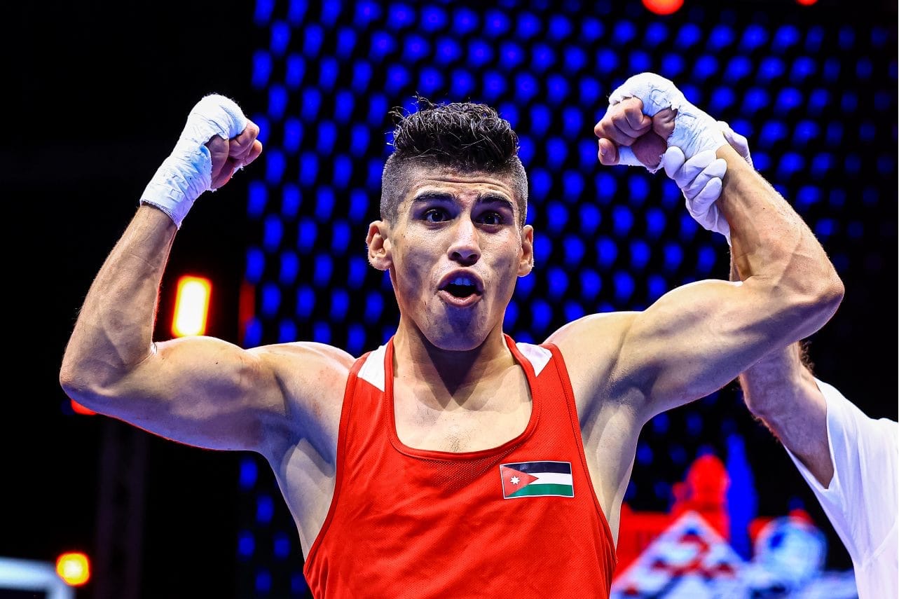 زياد عشيش يظفر ببرونزية بطولة العالم للملاكمة في وزن 70 كغم