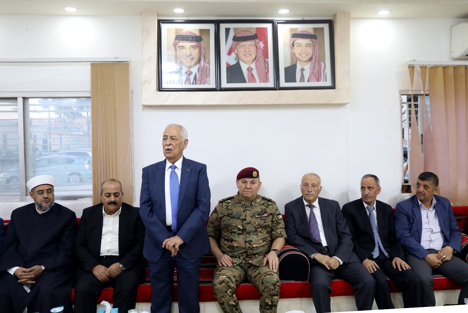 مندوبا عن الملك وولي العهد. العيسوي يعزي الروسان والشريدة والطراونة"صور"