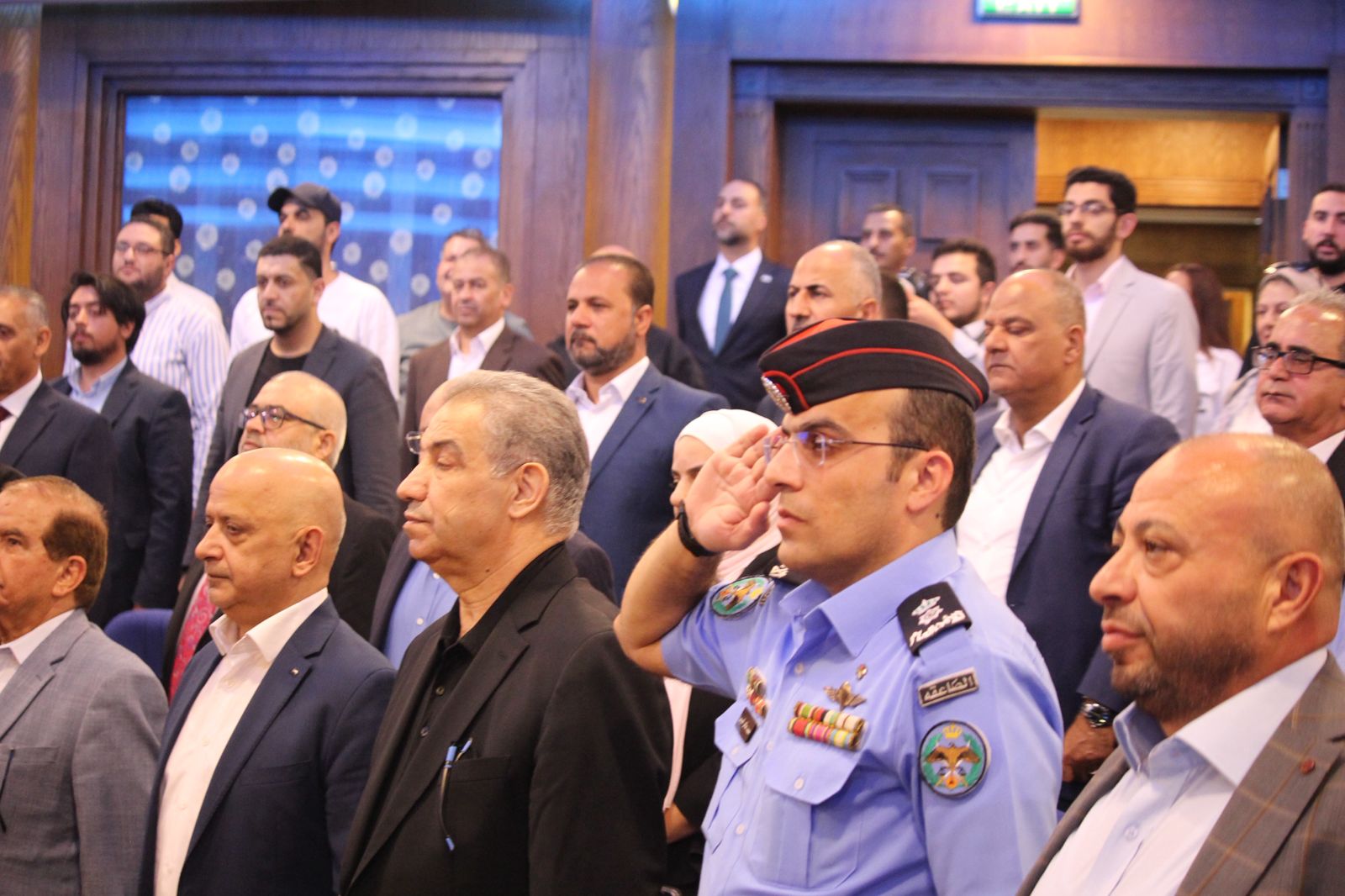 إشهار كتاب "حين يصمت السلاح... تبدأ القصة" للعقيد المتقاعد الخطيب