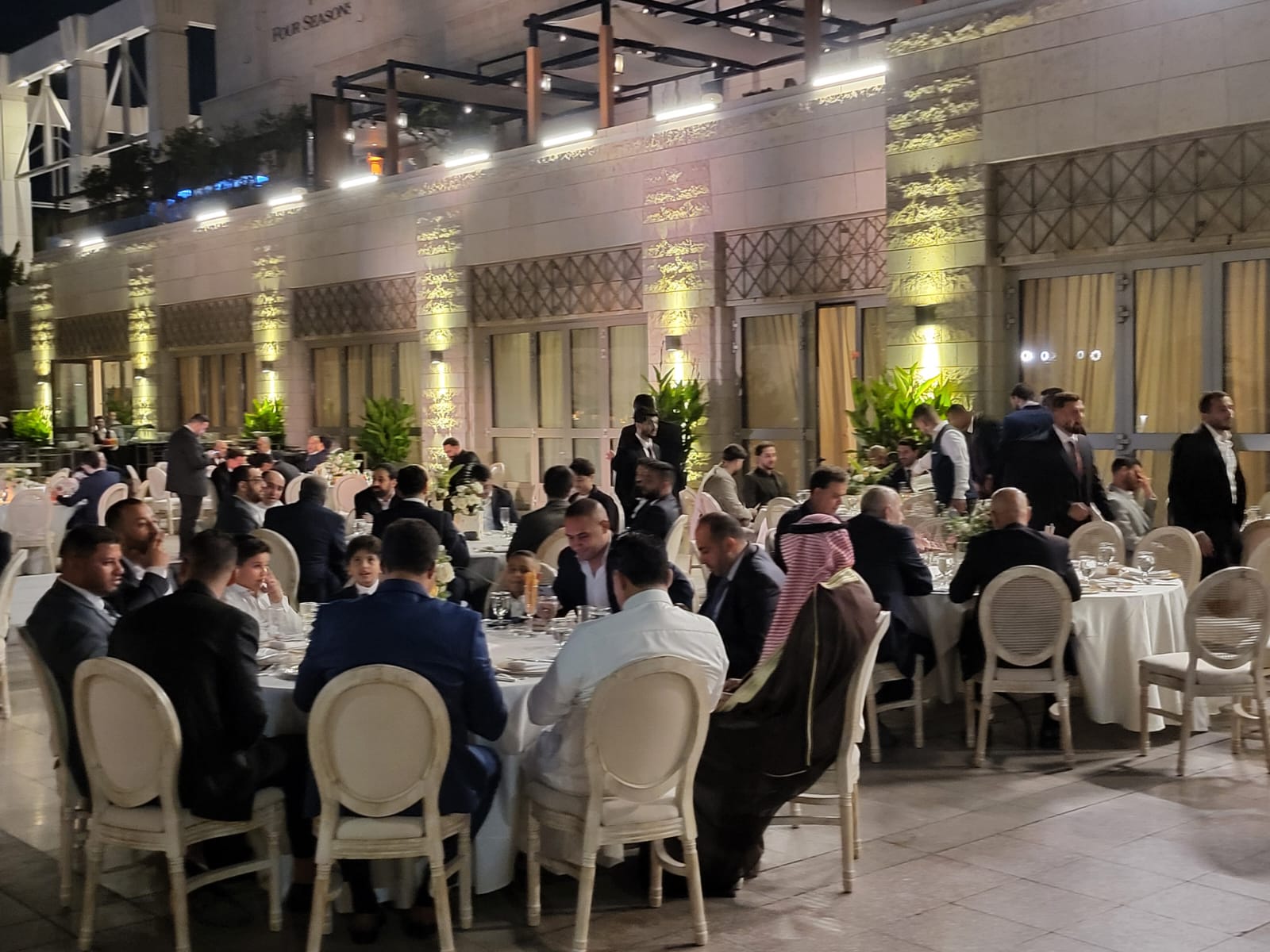 حمدي المناصير و نداء شرارة يحييان سهرة خاصة للعريس المهندس عبدالله مروان الركيبات بعمان