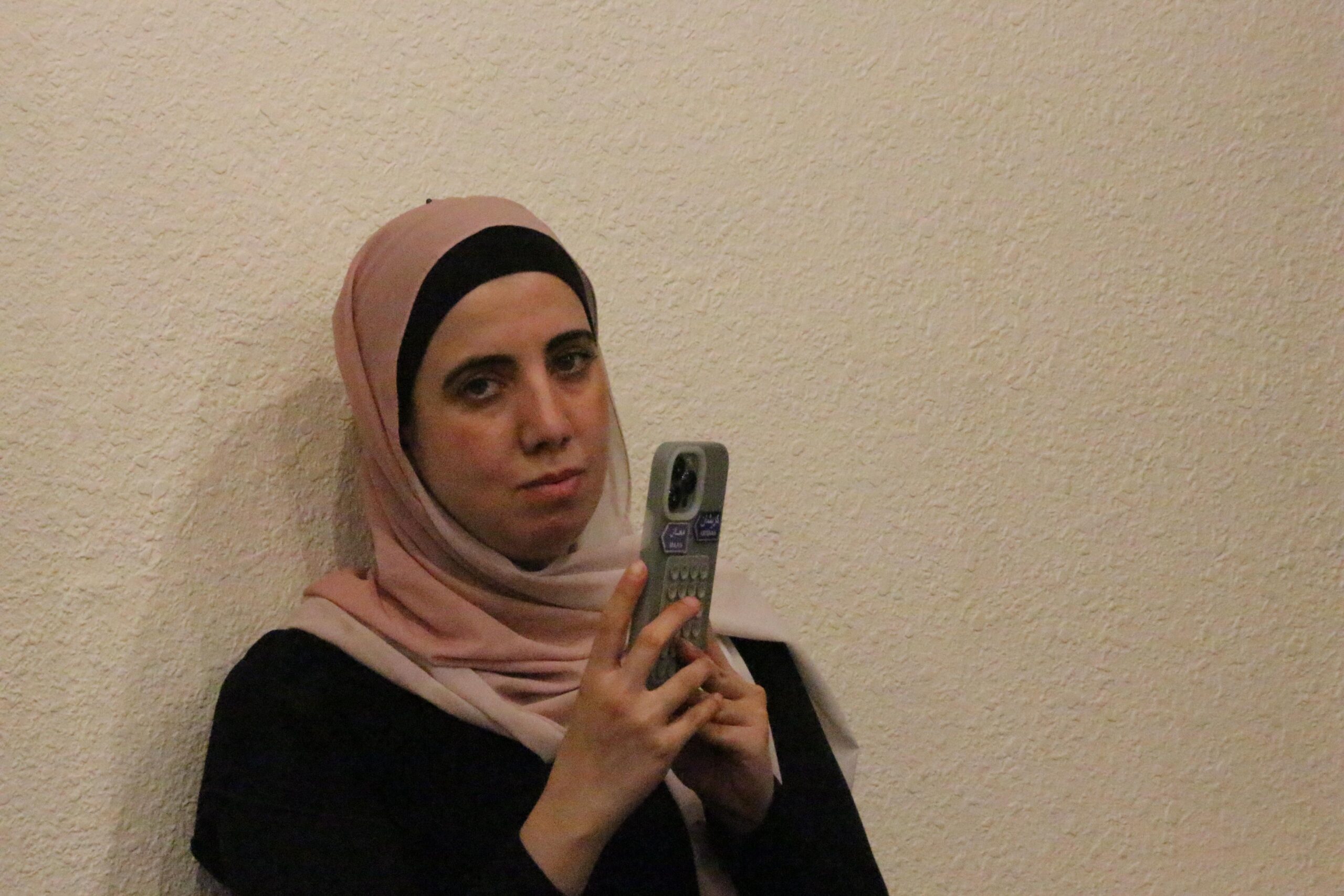 صرخة فنانين بعد دفع التلفزيون الأردني 500 ألف دينار لمؤثر مقابل 15 حلقة… وحزب البناء يتبنى مطالبهم “فيديو وصور"