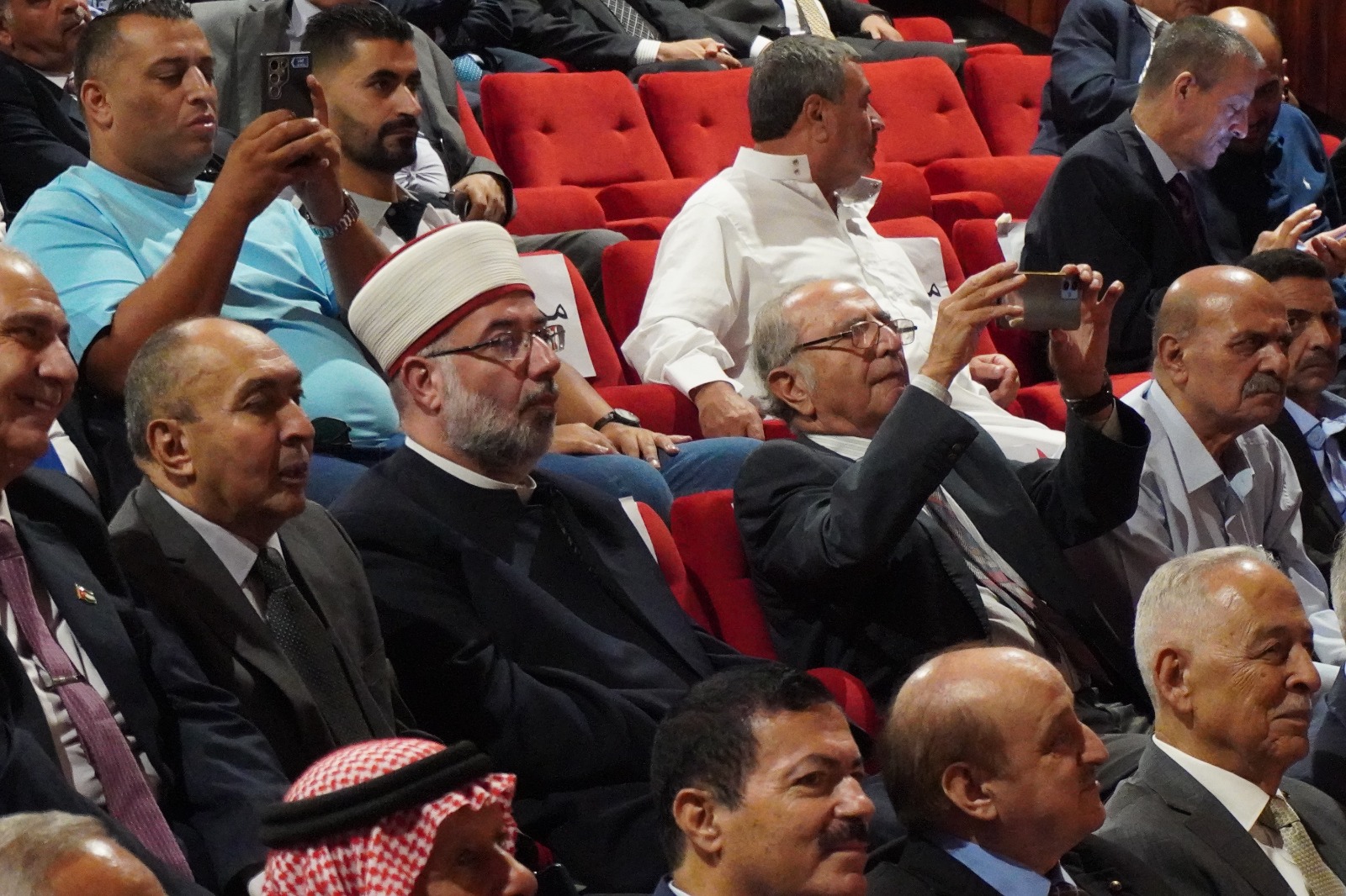 عاجل | العيسوي يرعى عرض الفيلم الوثائقي "معان حيث أشرقت شمس المملكة" فيديو