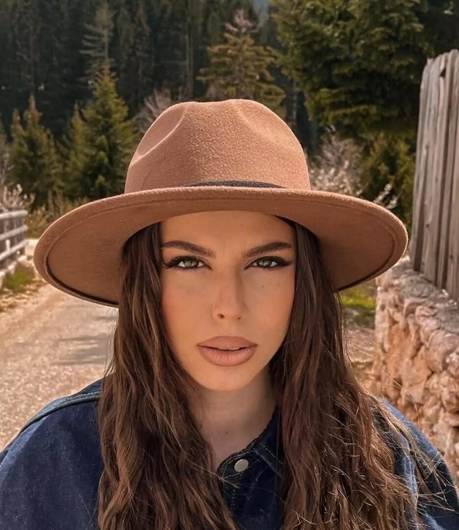 صورة حول : مؤثرة بوسنية تتوفى ليلة زفافها بعد دخولها في غيبوبة مؤثرة بوسنية تتوفى ليلة زفافها بعد دخولها في غيبوبة