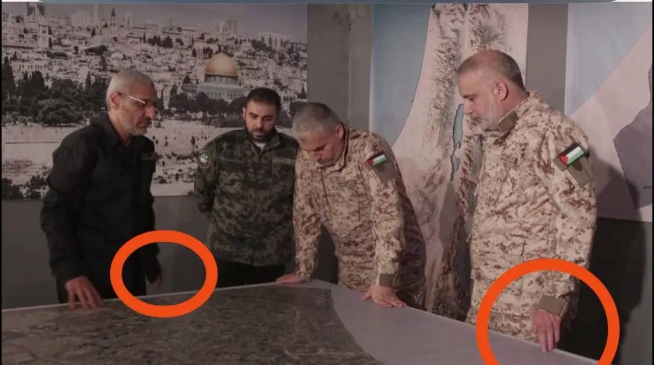 صورة حول : صورة القسام من الاحتلال تثير الشكوك حول مصداقيتها صورة القسام من الاحتلال تثير الشكوك حول مصداقيتها