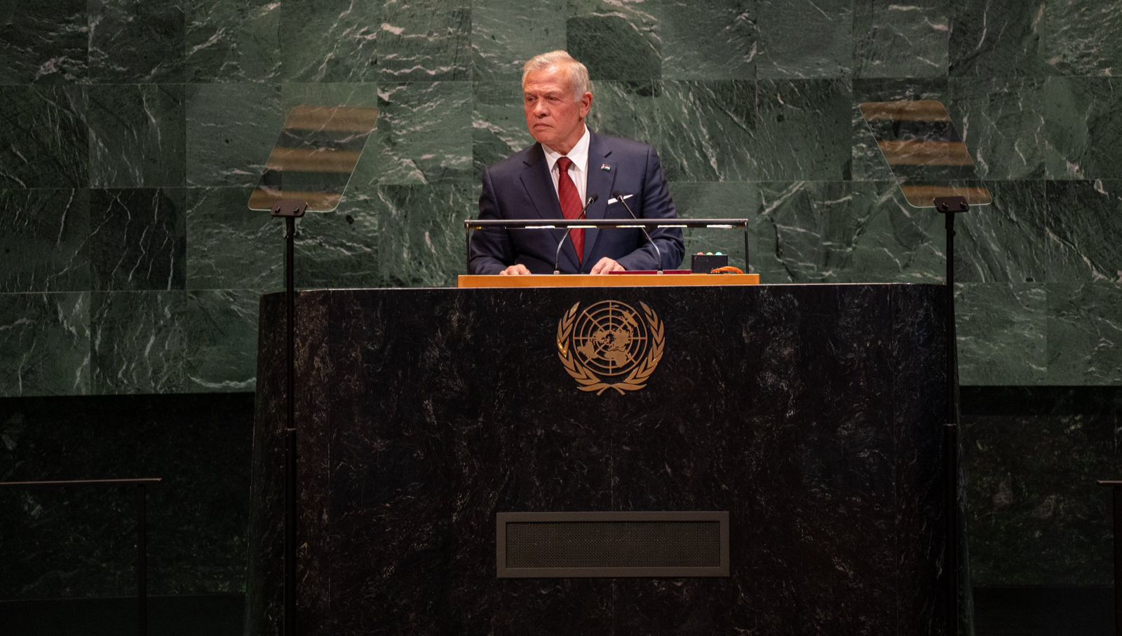 صورة حول : الصفدي: كلمة الملك خارطة طريق للسلام العادل وتجسيد لمواقف الأردن الثابتة تجاه فلسطين الصفدي: كلمة الملك خارطة طريق للسلام العادل وتجسيد لمواقف الأردن الثابتة تجاه فلسطين