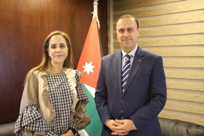 صورة حول : المومني يبحث مع منظمة الصحة العالمية تعزيز التعاون الإعلامي في القطاع الصحة المومني يبحث مع منظمة الصحة العالمية تعزيز التعاون الإعلامي في القطاع الصحة