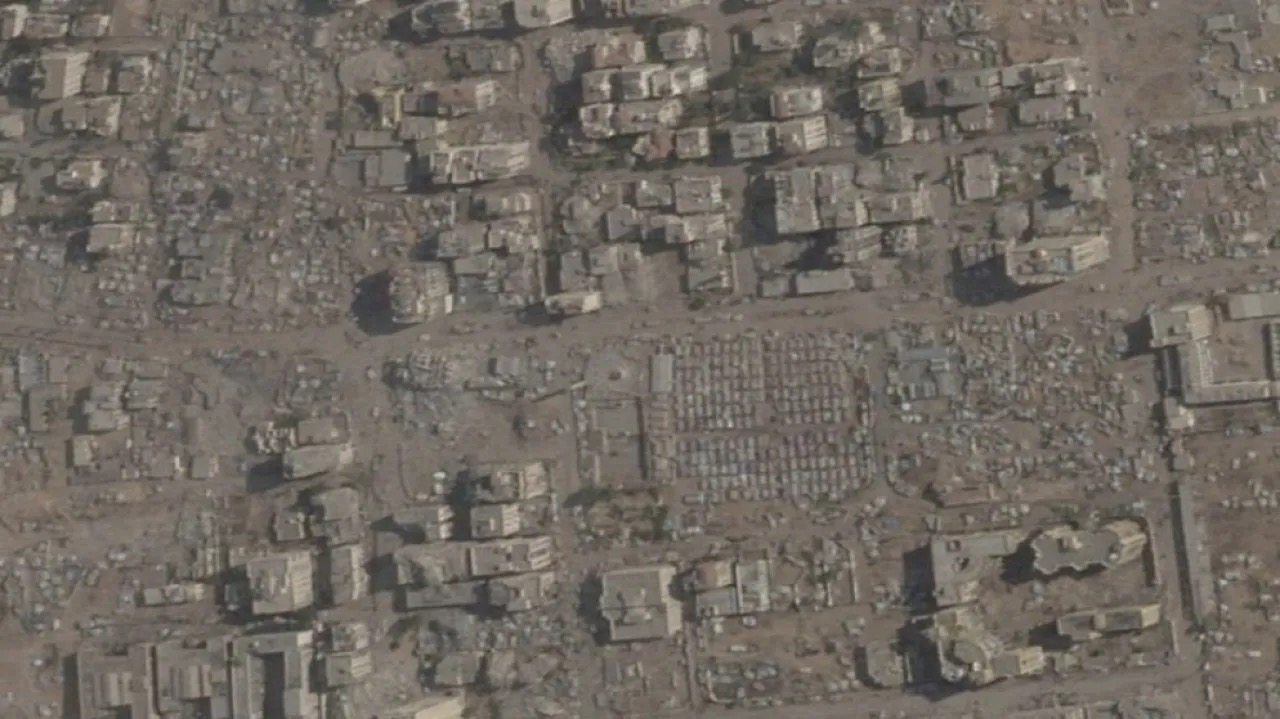 صورة حول : الأقمار الصناعية تكشف حجم الدمار وارتفاع الشهداء في غزة الأقمار الصناعية تكشف حجم الدمار وارتفاع الشهداء في غزة