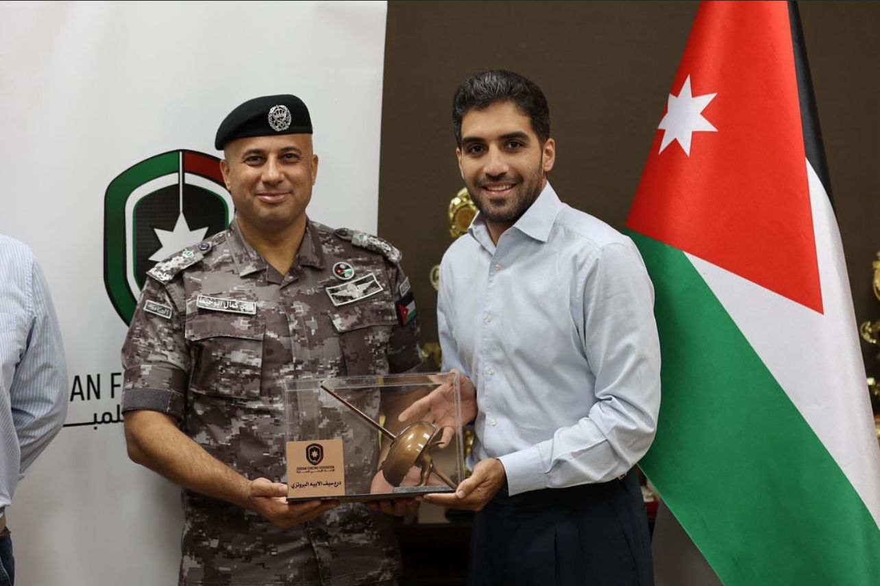 العقيد فادي أبو خيط يزور اتحاد المبارزة ويطلع على بطولة كأس الأردن