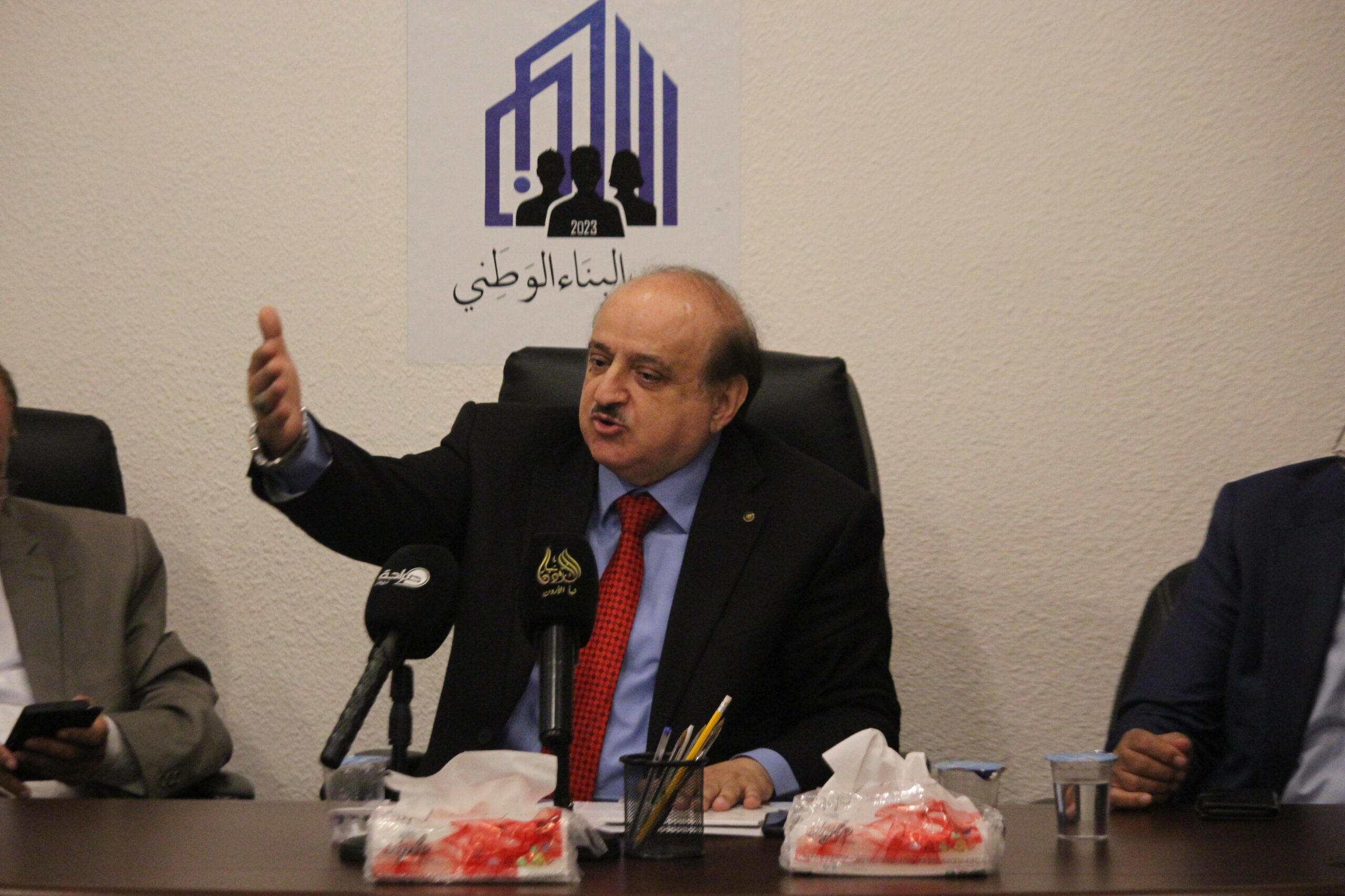 صرخة فنانين بعد دفع التلفزيون الأردني 500 ألف دينار لمؤثر مقابل 15 حلقة… وحزب البناء يتبنى مطالبهم “فيديو وصور"