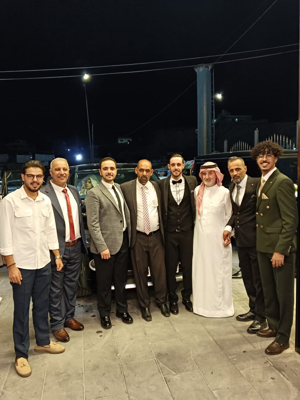 قطيشات يهنئ احمد الخرابشه بمناسبة زفاف نجله