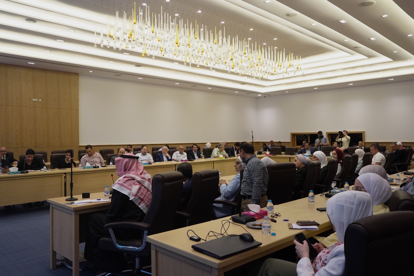 صناعة عمان تنظم مؤتمر ومعرض المنظفات الدولي 2026 بمشاركة واسعة.. فيديو وصور