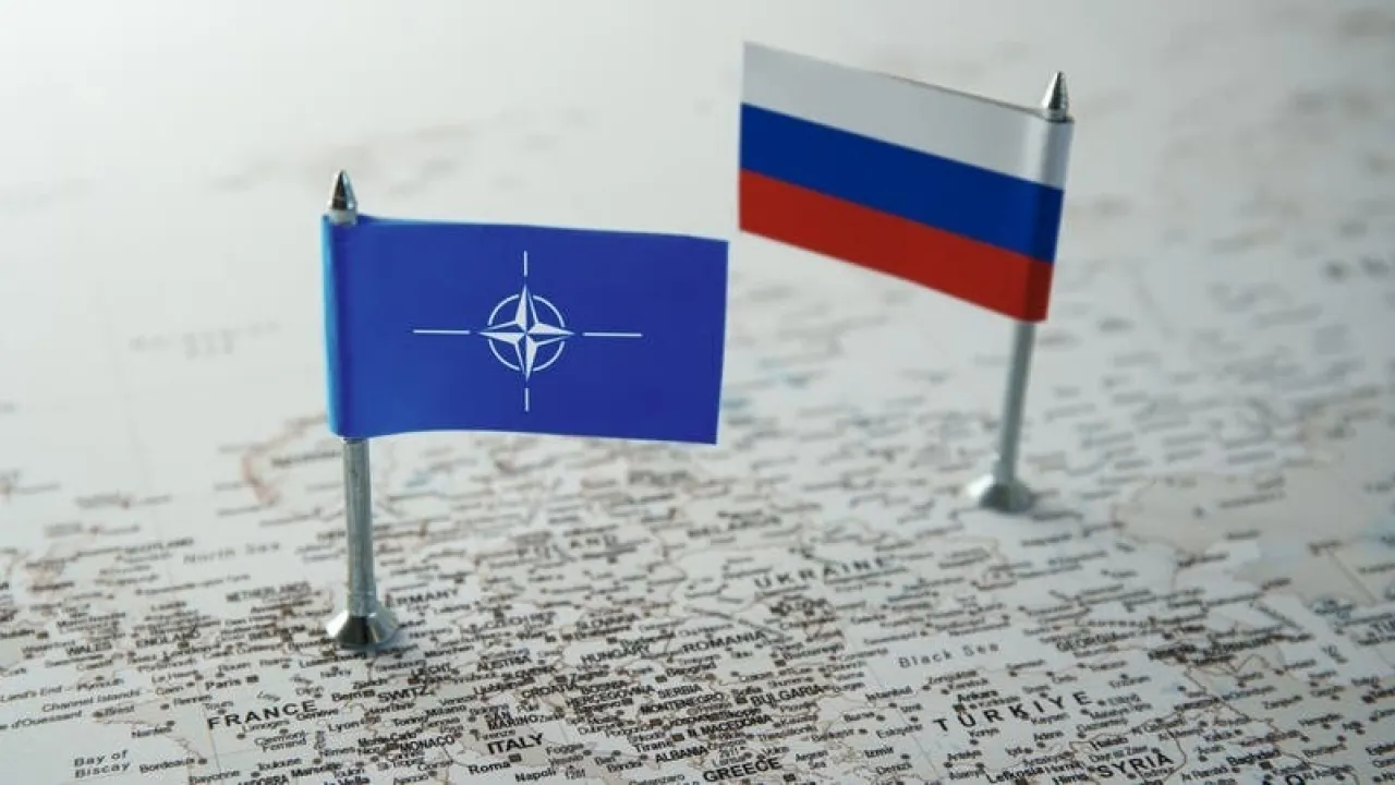 الناتو يواجه تحديات باهظة التكلفة في اعتراض المسيرات الروسية