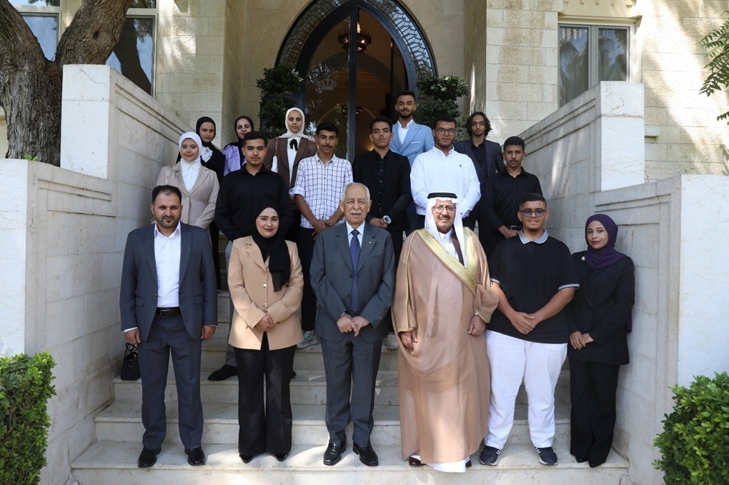 صورة حول : العيسوي : الأردن ثابت على مواقفه وملتزم بالوصاية الهاشمية ونصرة فلسطين العيسوي : الأردن ثابت على مواقفه وملتزم بالوصاية الهاشمية ونصرة فلسطين