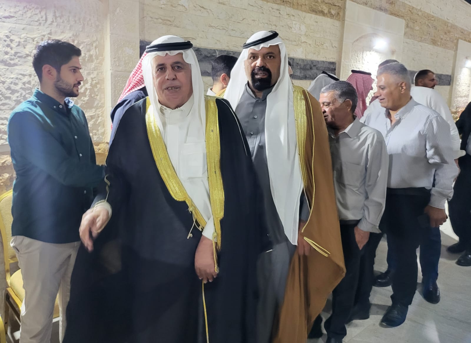 رجل الأعمال ناصر سعيد الركيبات يستقبل المهنئين بنجاح عملية زراعة الكلى