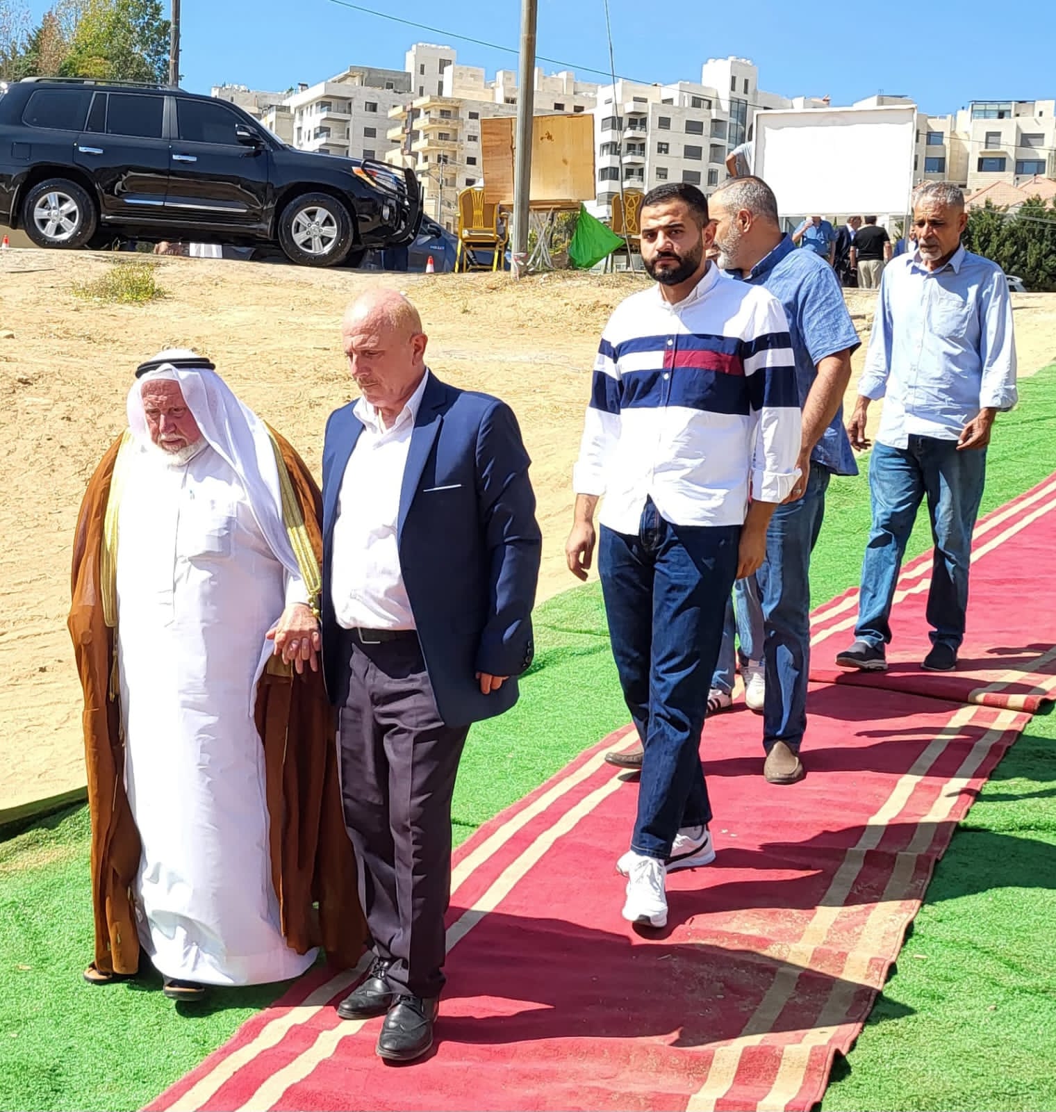 صورة حول : حشود غفيرة تشارك مروان الركيبات حفل زفاف نجله المهندس عبدالله في دابوق حشود غفيرة تشارك مروان الركيبات حفل زفاف نجله المهندس عبدالله في دابوق