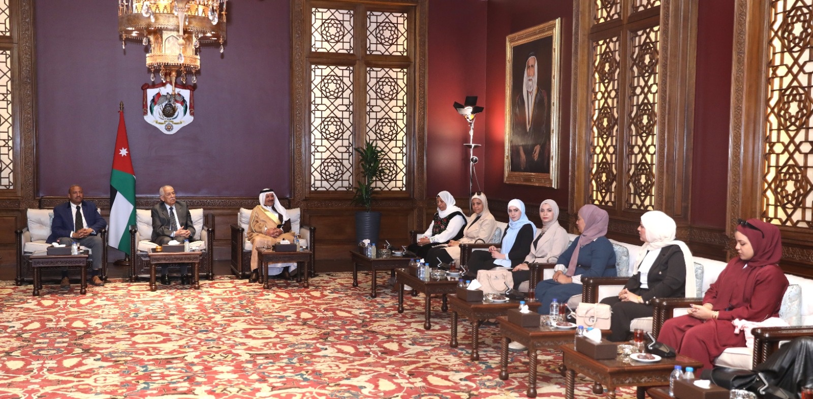 العيسوي: التحديث الشامل خيار وطني لا رجعة عنه بقيادة الملك