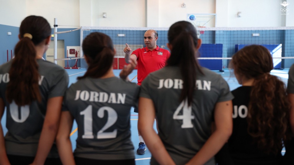 صورة حول : منتخب الشابات للكرة الطائرة يواصل تحضيراته منتخب الشابات للكرة الطائرة يواصل تحضيراته