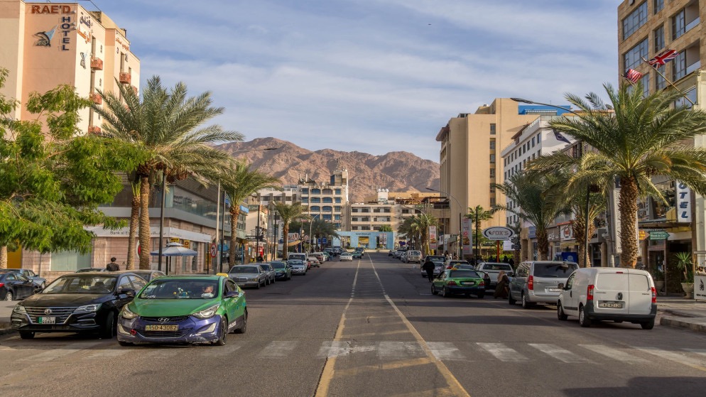 صورة حول : مجلس الوزراء يقر إعفاء 50% من رسوم وسائط النقل في العقبة مجلس الوزراء يقر إعفاء 50% من رسوم وسائط النقل في العقبة