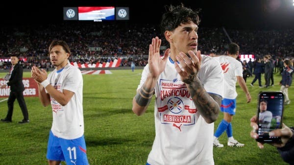 باراغواي تعلن عطلة رسمية احتفالاً بالتأهل إلى كأس العالم بعد 16 عاماً