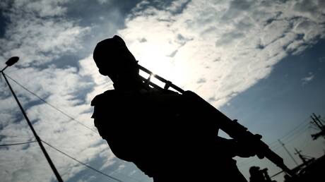 صورة حول : اندلاع اشتباكات بين الحشد الشعبي العراقي وعناصر مسلحة على الحدود السورية اندلاع اشتباكات بين الحشد الشعبي العراقي وعناصر مسلحة على الحدود السورية