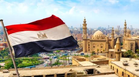 صورة حول : الأوقاف المصرية تعلن إقامة صلاة الخسوف الأحد في جميع المساجد الكبرى الأوقاف المصرية تعلن إقامة صلاة الخسوف الأحد في جميع المساجد الكبرى