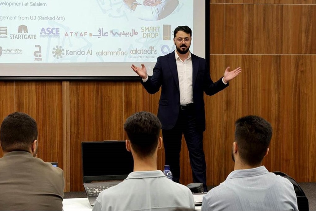 صورة حول : انطلاق أسبوع الذكاء الاصطناعي في الجامعة الأردنية بمشاركة واسعة من الطلبة والخبراء انطلاق أسبوع الذكاء الاصطناعي في الجامعة الأردنية بمشاركة واسعة من الطلبة والخبراء