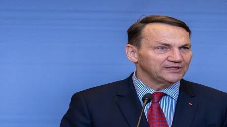 صورة حول : وزير الخارجية البولندي: الطائرات المسيرة التي اخترقت أجواء بولندا كانت “دمى” بلا متفجرات وزير الخارجية البولندي: الطائرات المسيرة التي اخترقت أجواء بولندا كانت “دمى” بلا متفجرات