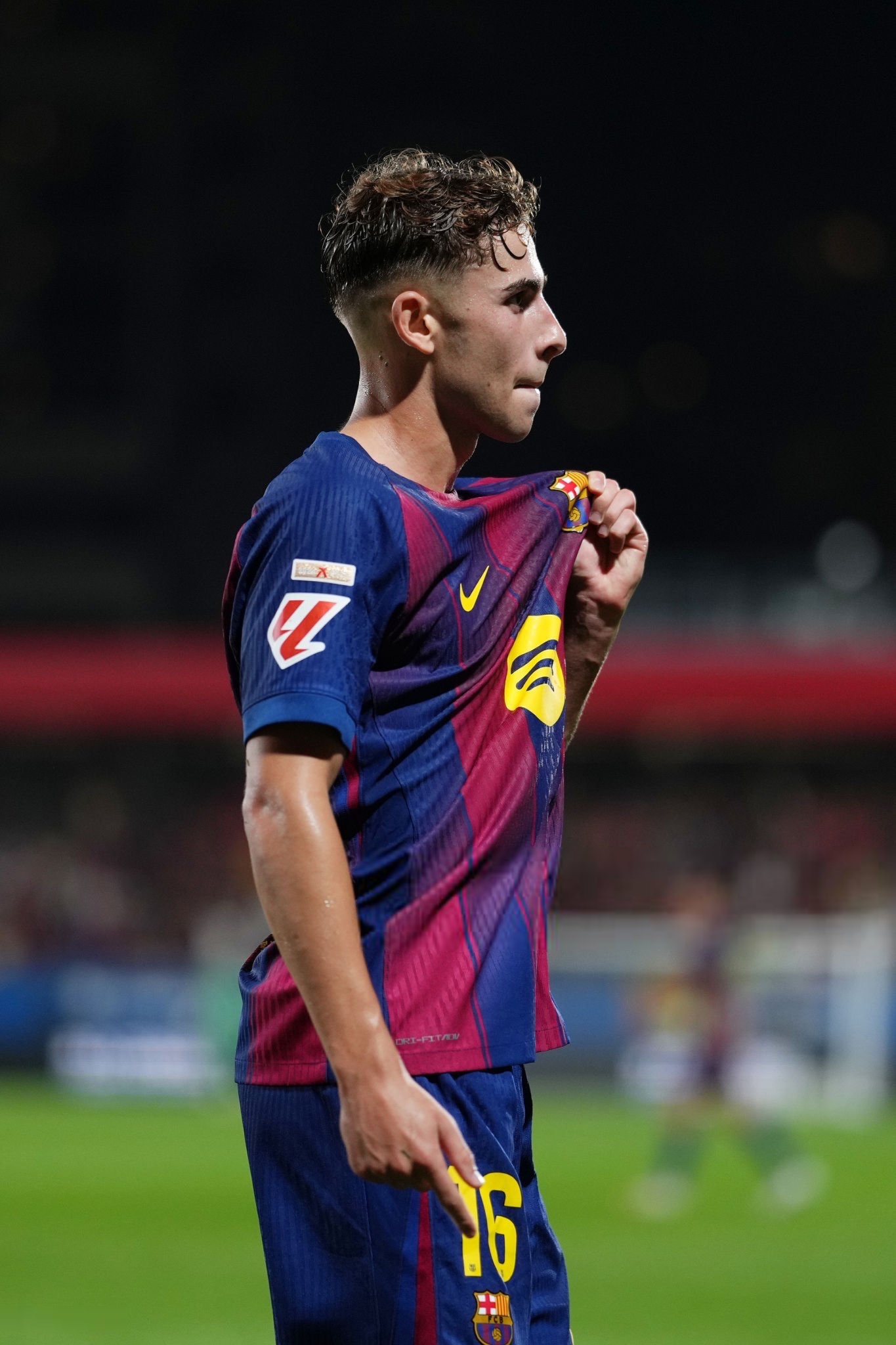 برشلونة يتقدم على فالنسيا بهدف في الشوط الأول"صورة"