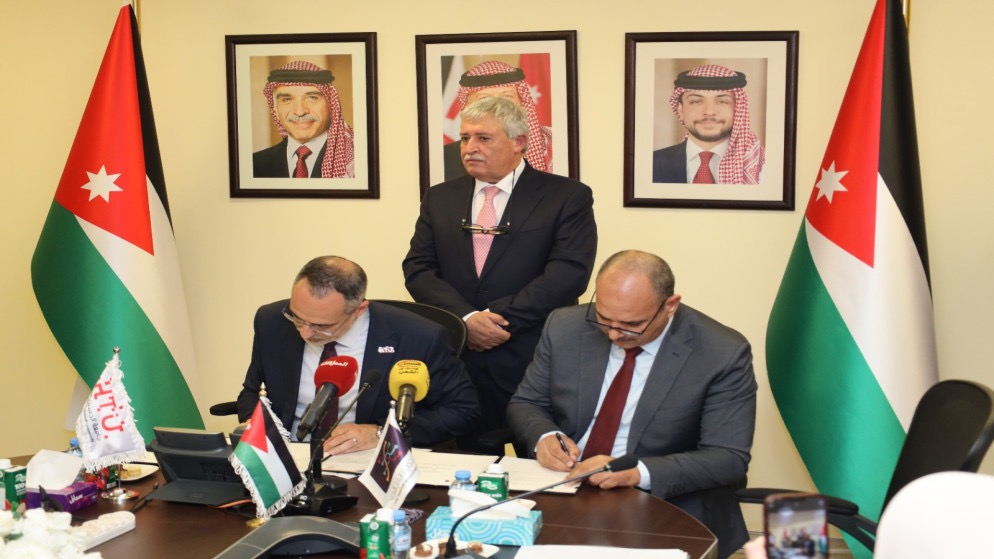 مذكرة تفاهم بين هيئة النقل البري وجامعة الحسين التقنية