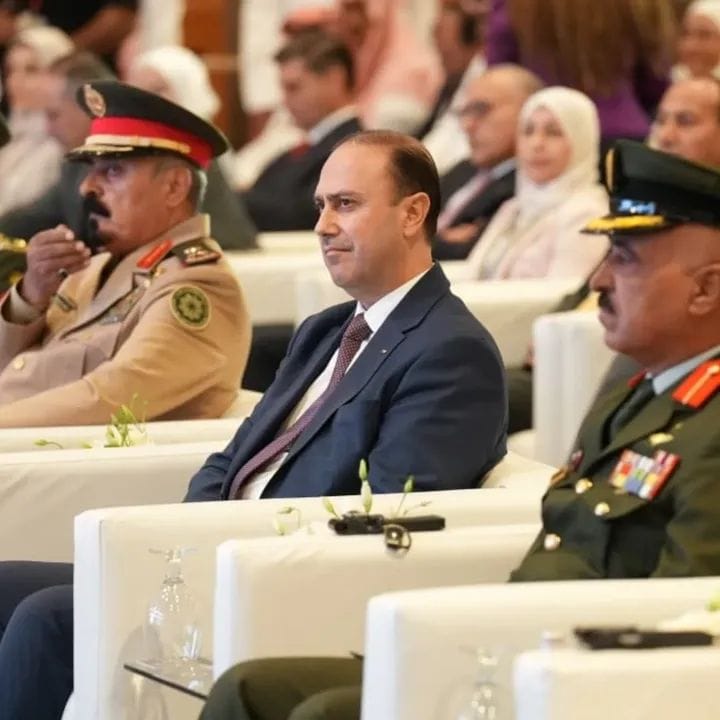 صورة حول : وزير الاتصال الحكومي يرعى مبادرة للتوعية بمخاطر الإرهاب ويؤكد ثبات موقف الأردن وزير الاتصال الحكومي يرعى مبادرة للتوعية بمخاطر الإرهاب ويؤكد ثبات موقف الأردن