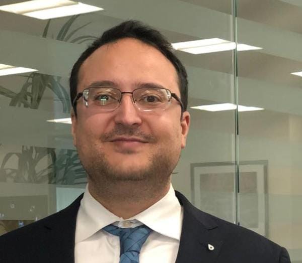 تعيين عبد المنعم الزعبي مديراً لإدارة السياسات الاقتصادية في الديوان الملكي